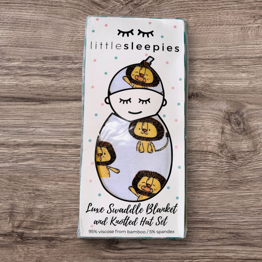 🦁NIB LS OG Lion Swaddle Set🦁
